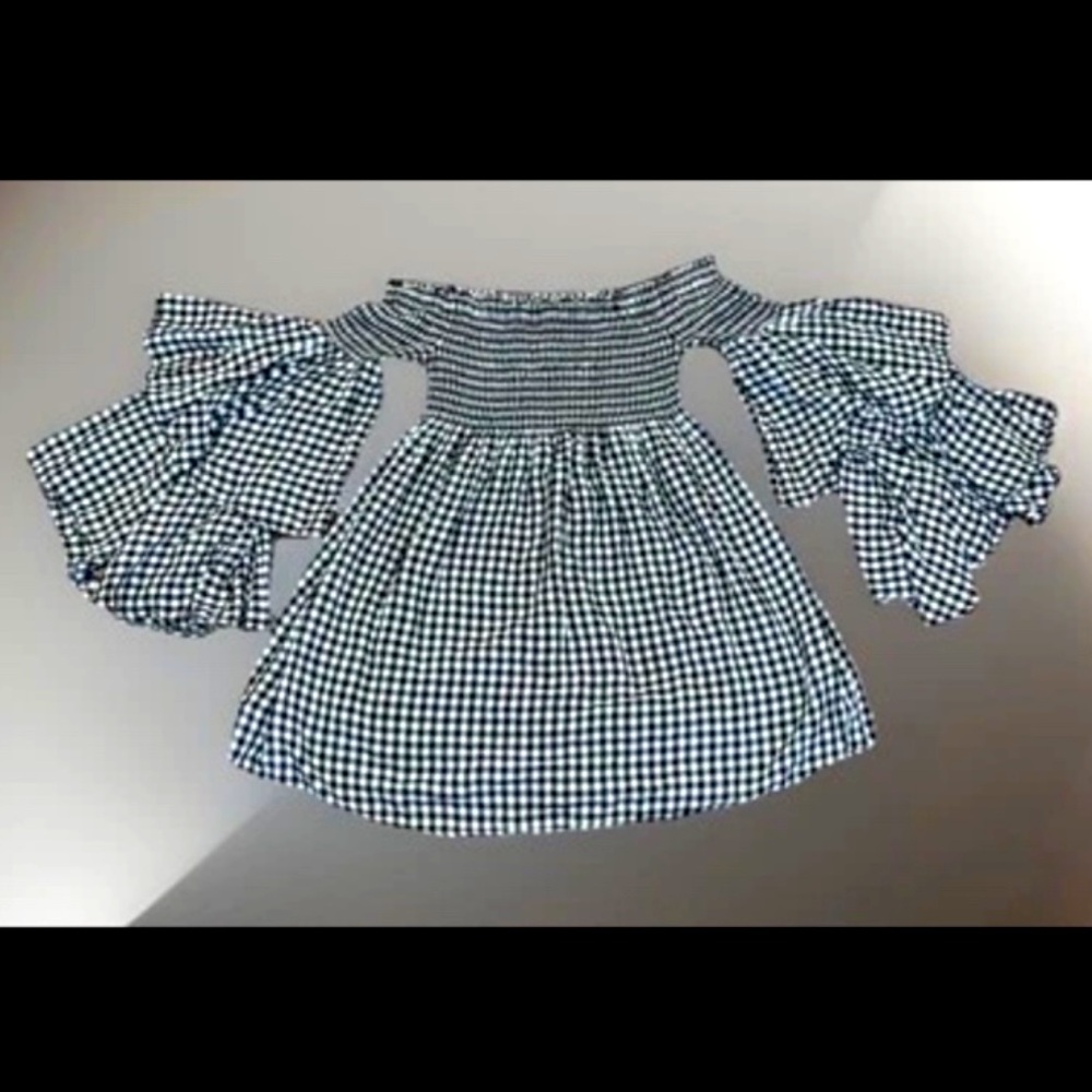 Skylar & Madison Off Shoulder Smocked Bodice WLayered Sleeves Gingham 💯RAYON Top